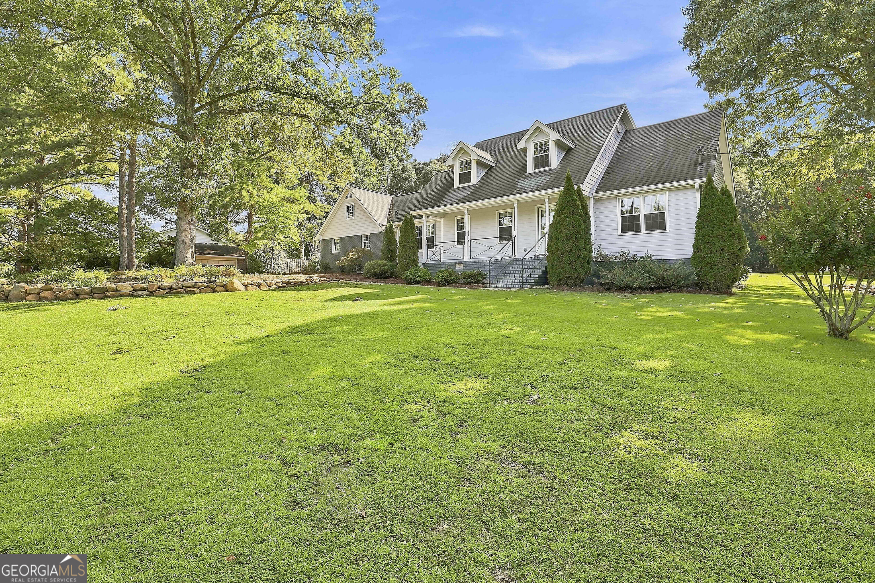 1060 Oak Ridge Drive Property Photo 5