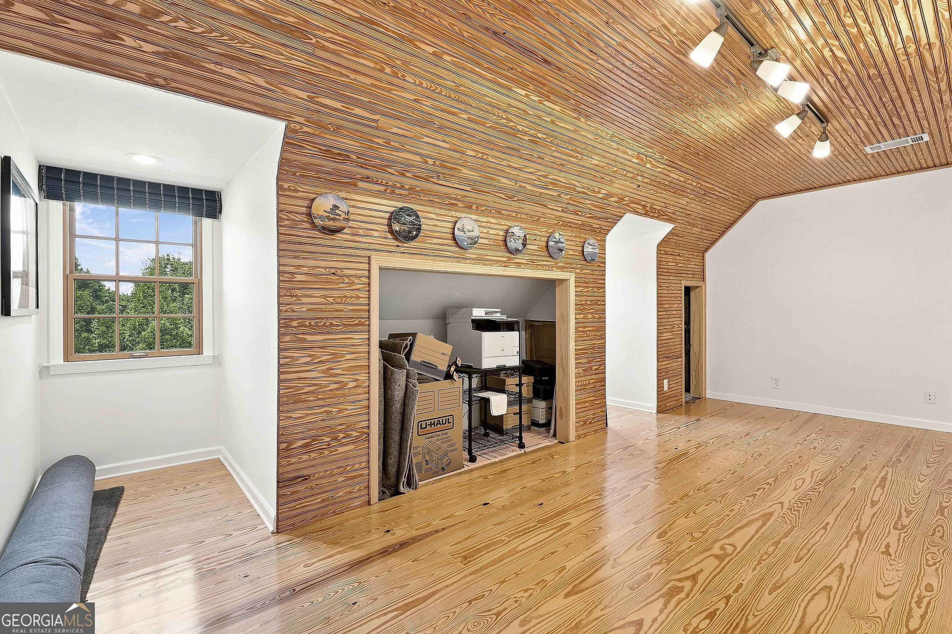 1060 Oak Ridge Drive Property Photo 34