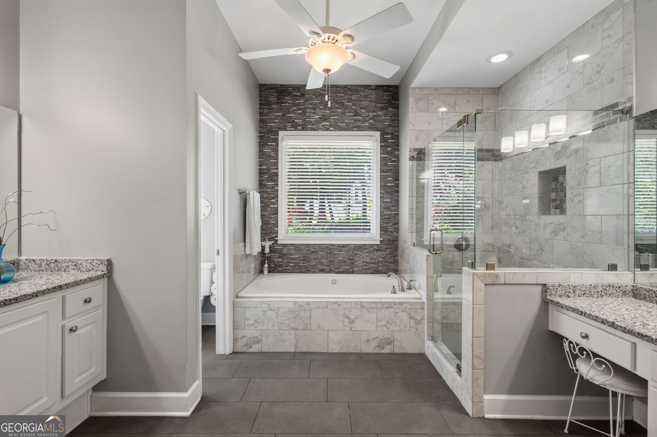 3171 Amesbury Way Nw Property Photo 12