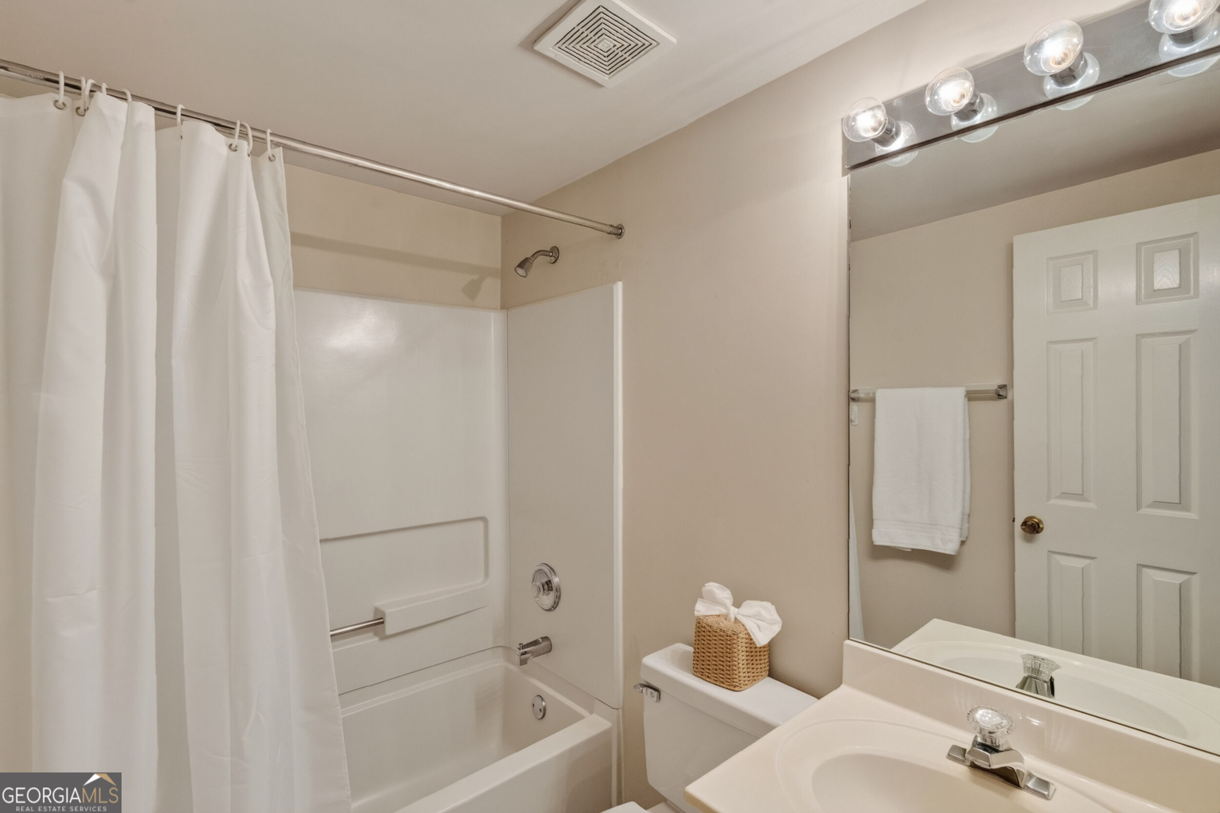 3171 Amesbury Way Nw Property Photo 18