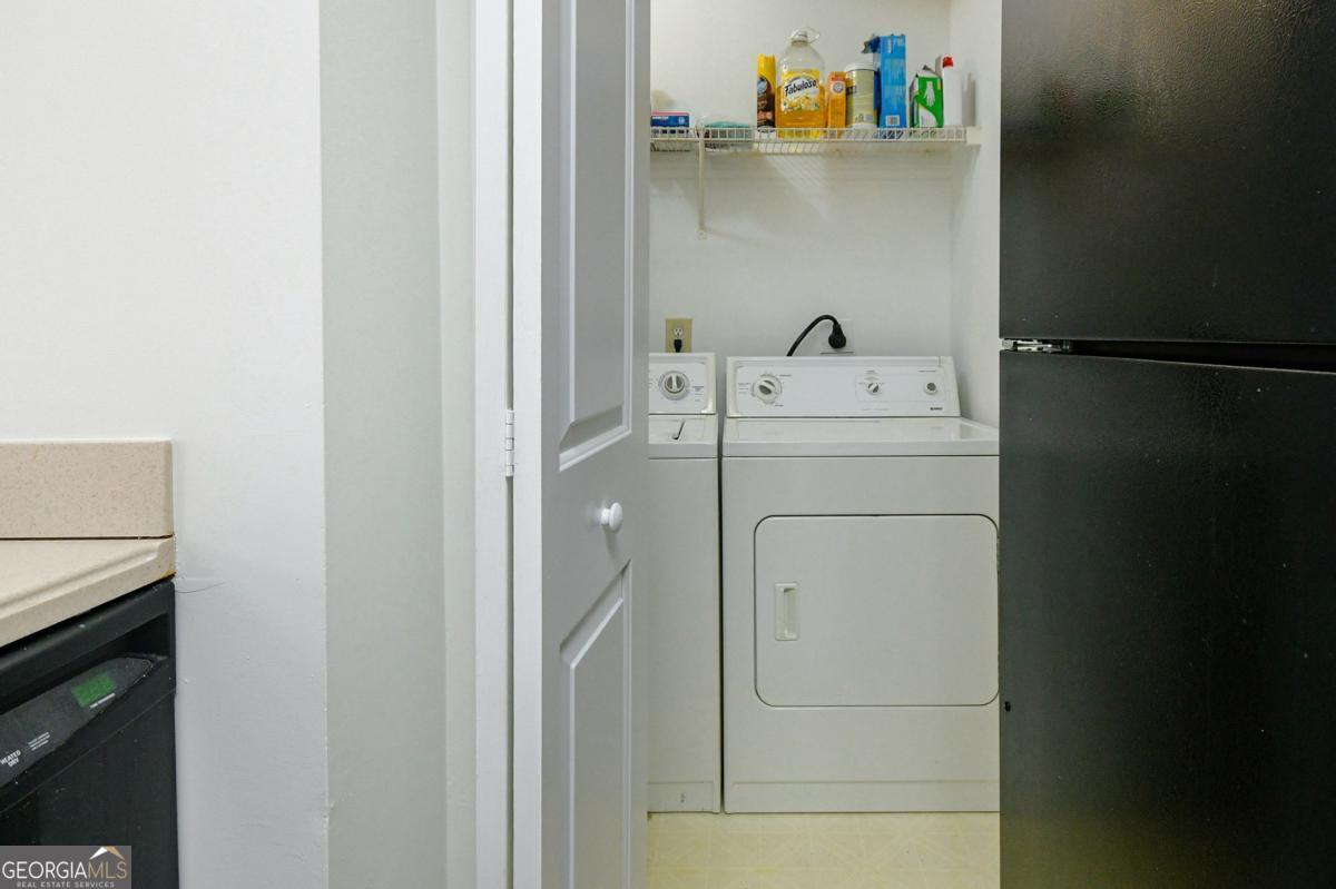 32 Peachtree Street # 1406 Property Photo 7