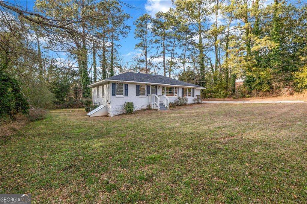 2406 Tilson Road Property Photo 3