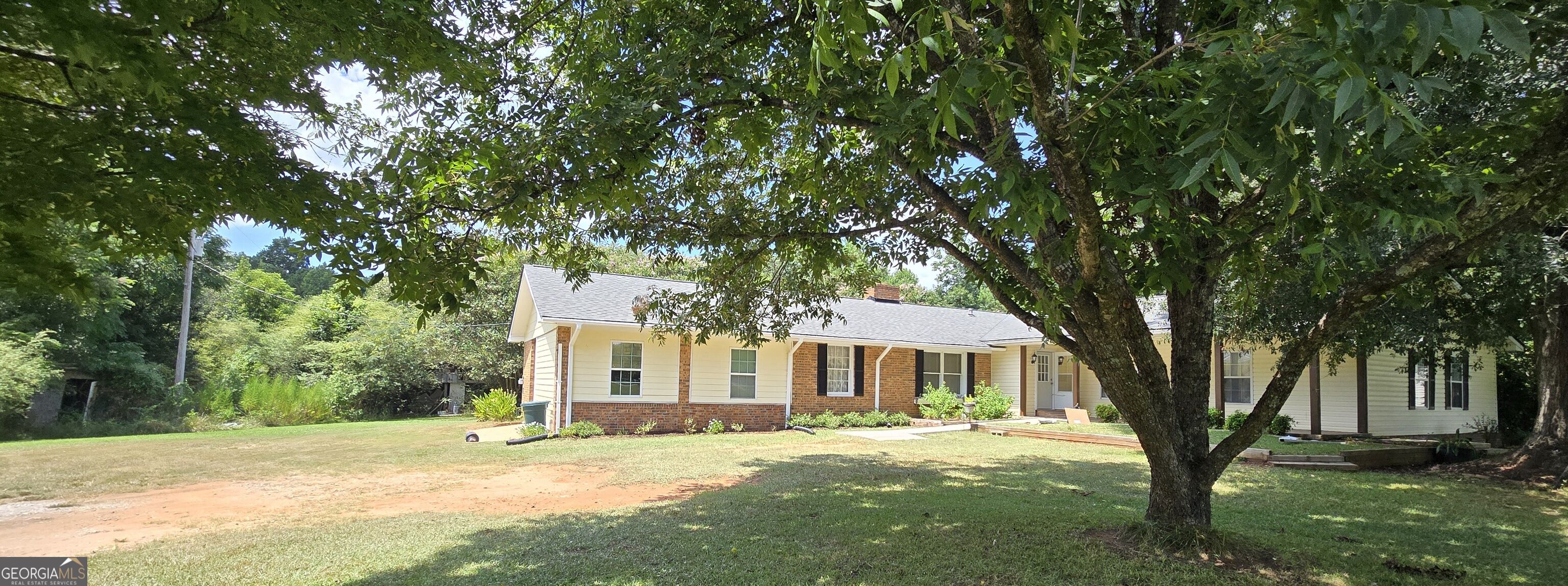 1351 Clack Road Property Photo 1