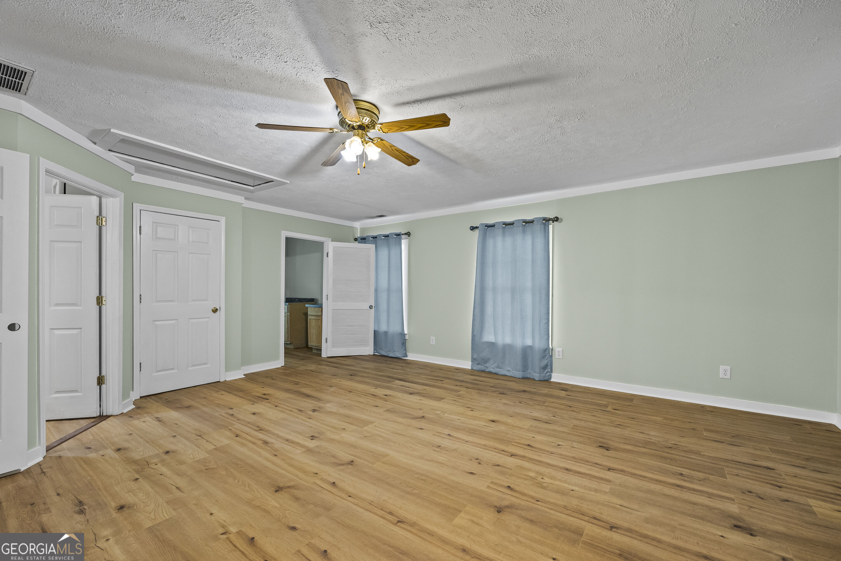 1351 Clack Road Property Photo 15