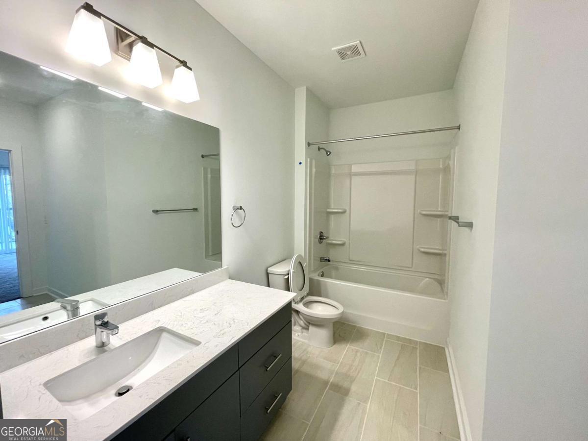 525 Parkway Drive Ne # 313 Property Photo 10