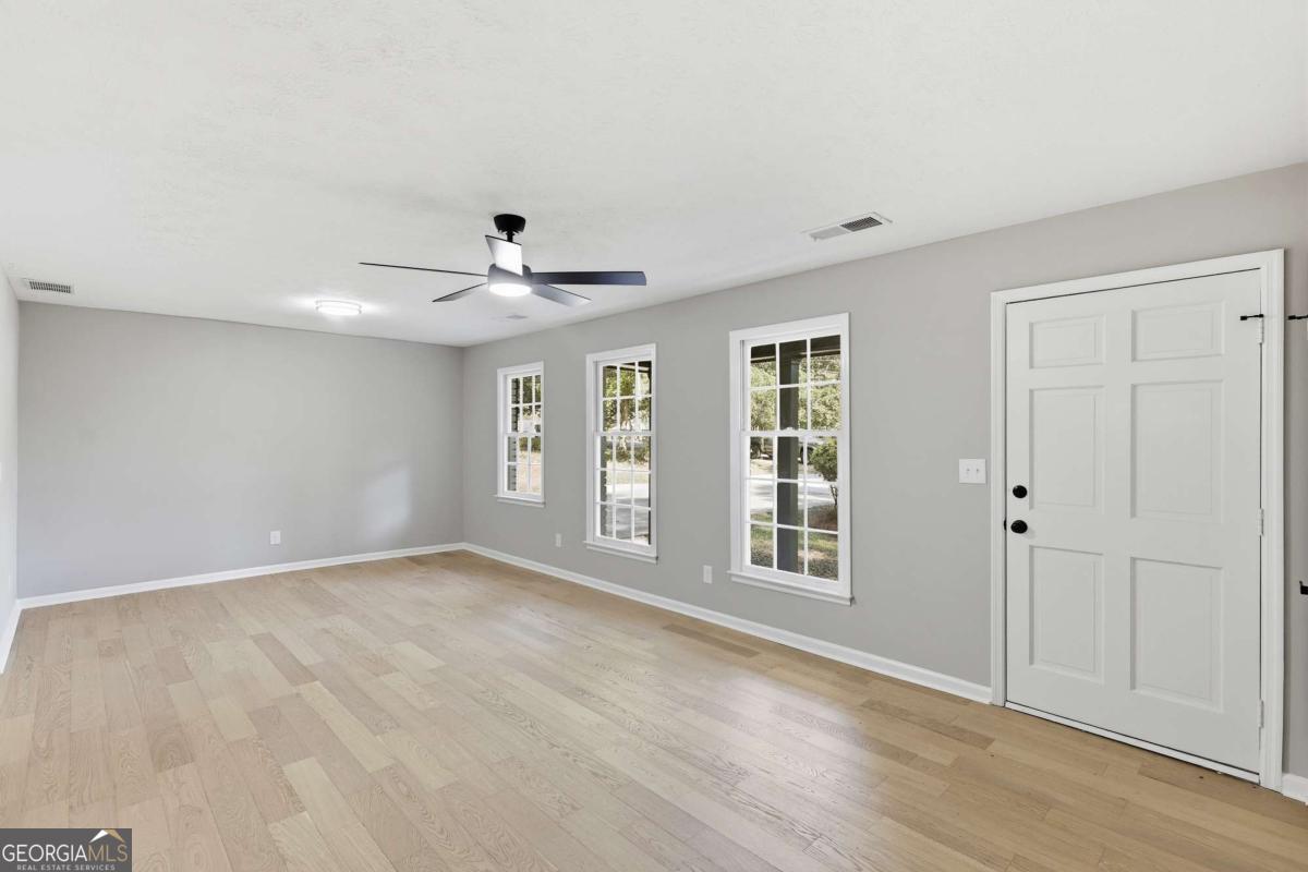 169 Robinhood Drive Property Photo 10