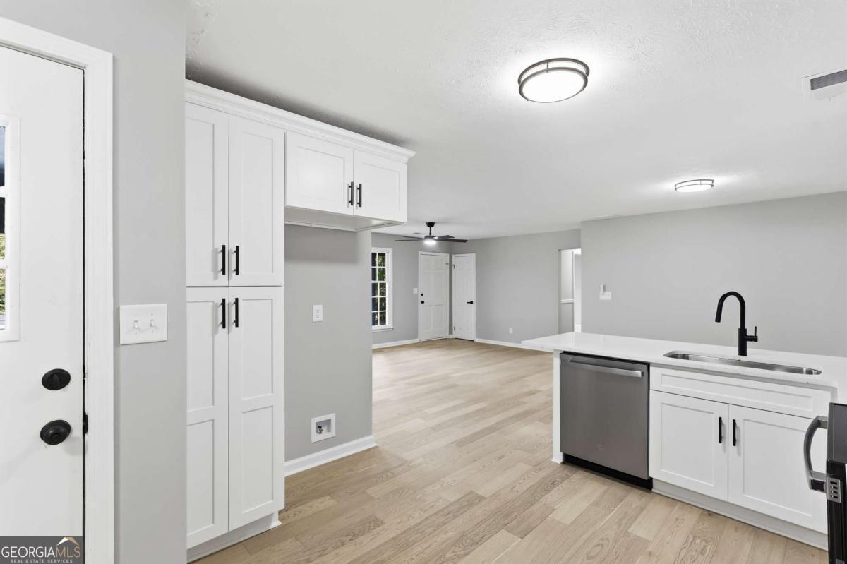 169 Robinhood Drive Property Photo 16