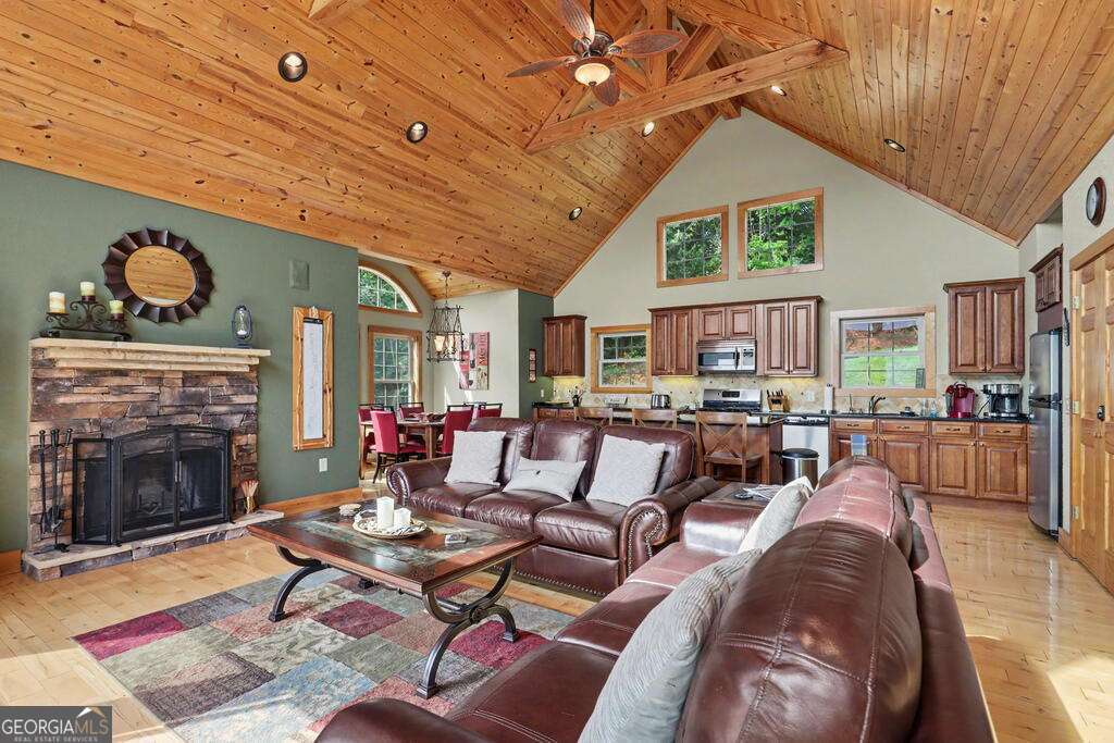 575 Longview Drive Property Photo 5