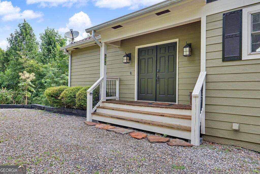 575 Longview Drive Property Photo 7