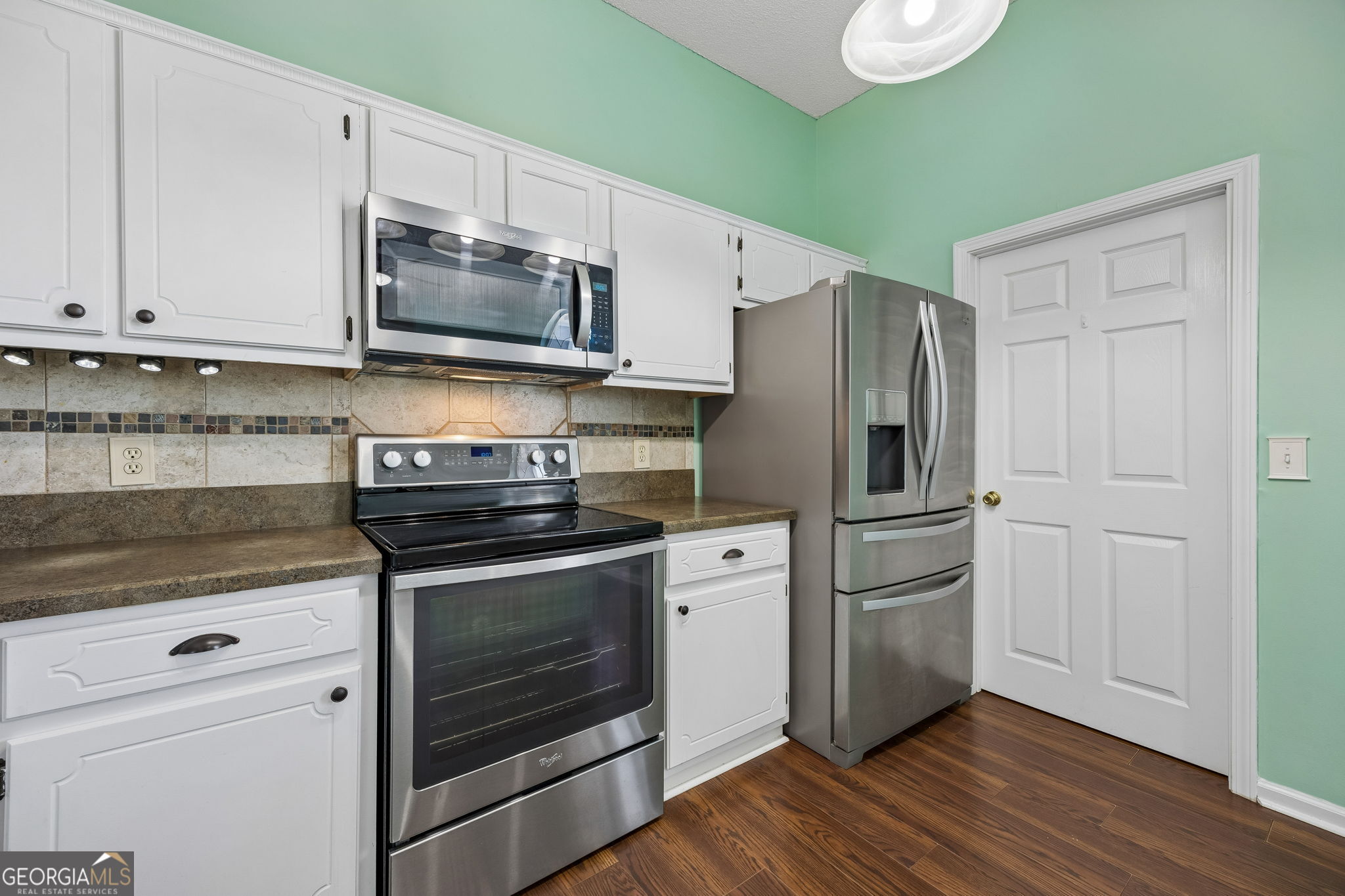 211 Greenbriar Road Property Photo 15