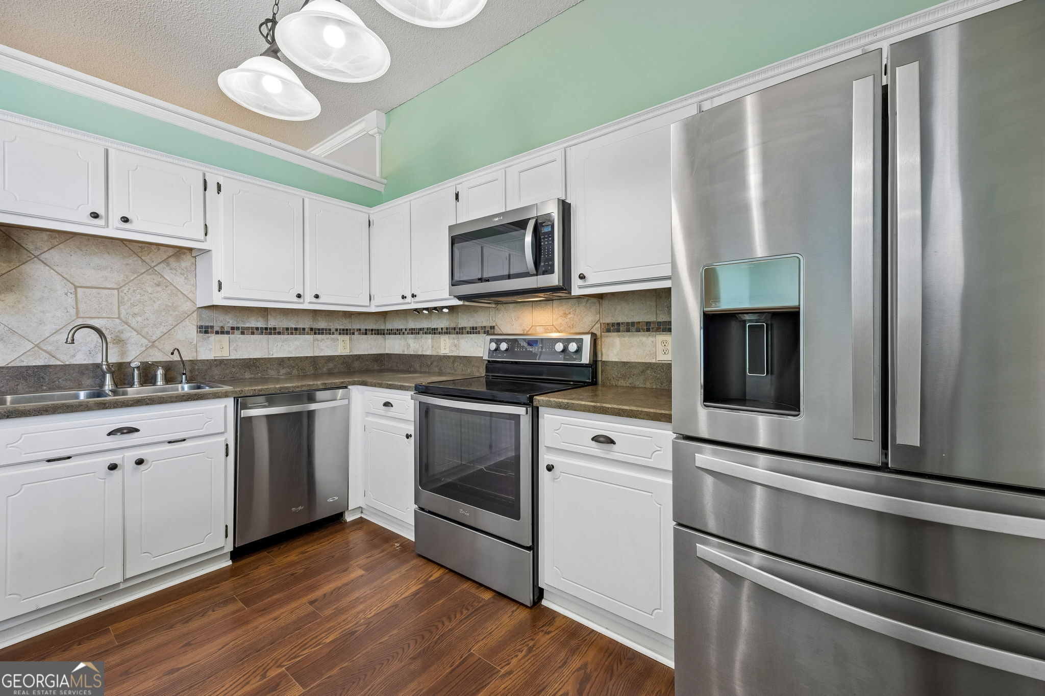211 Greenbriar Road Property Photo 17