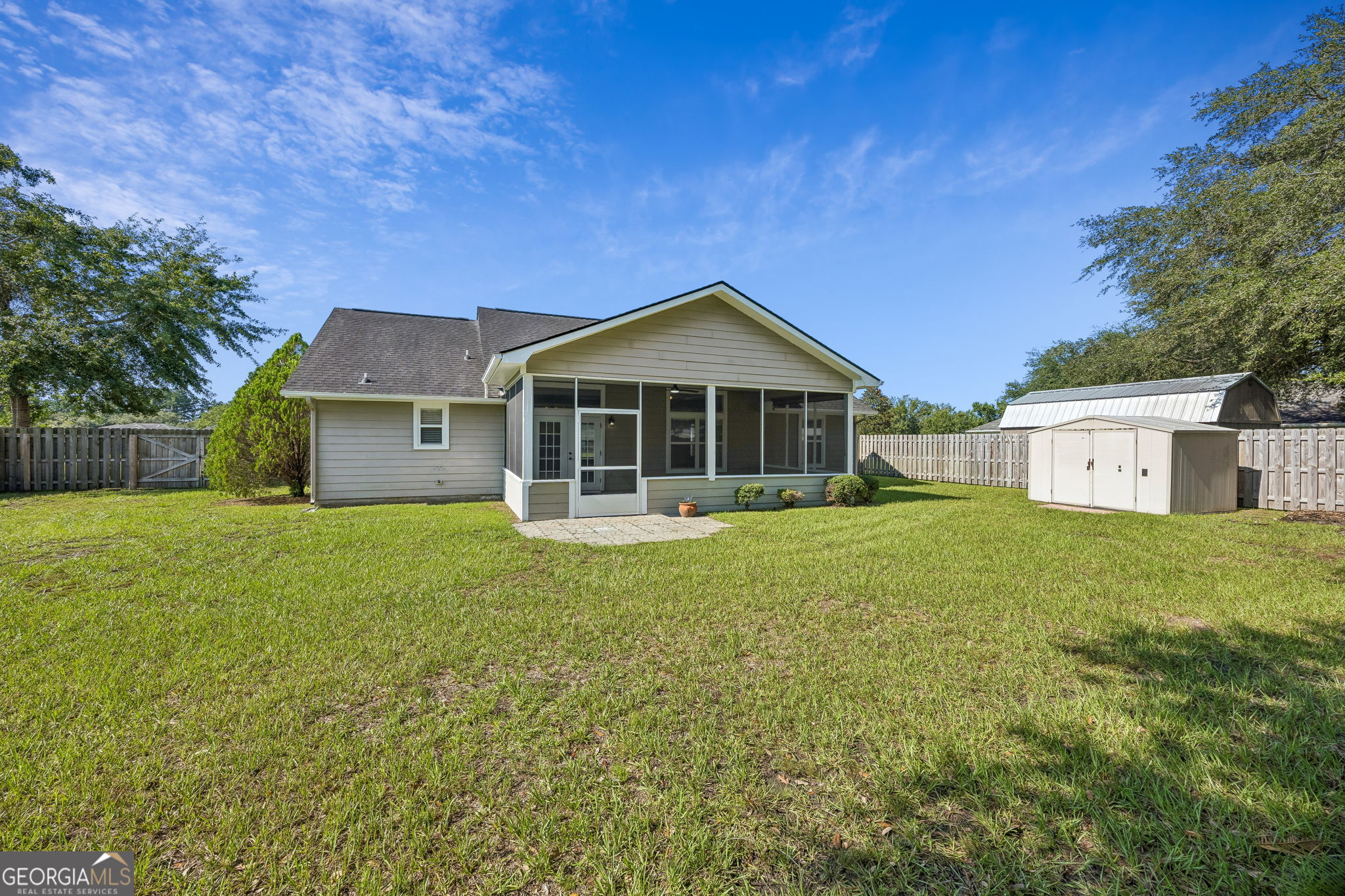 211 Greenbriar Road Property Photo 32
