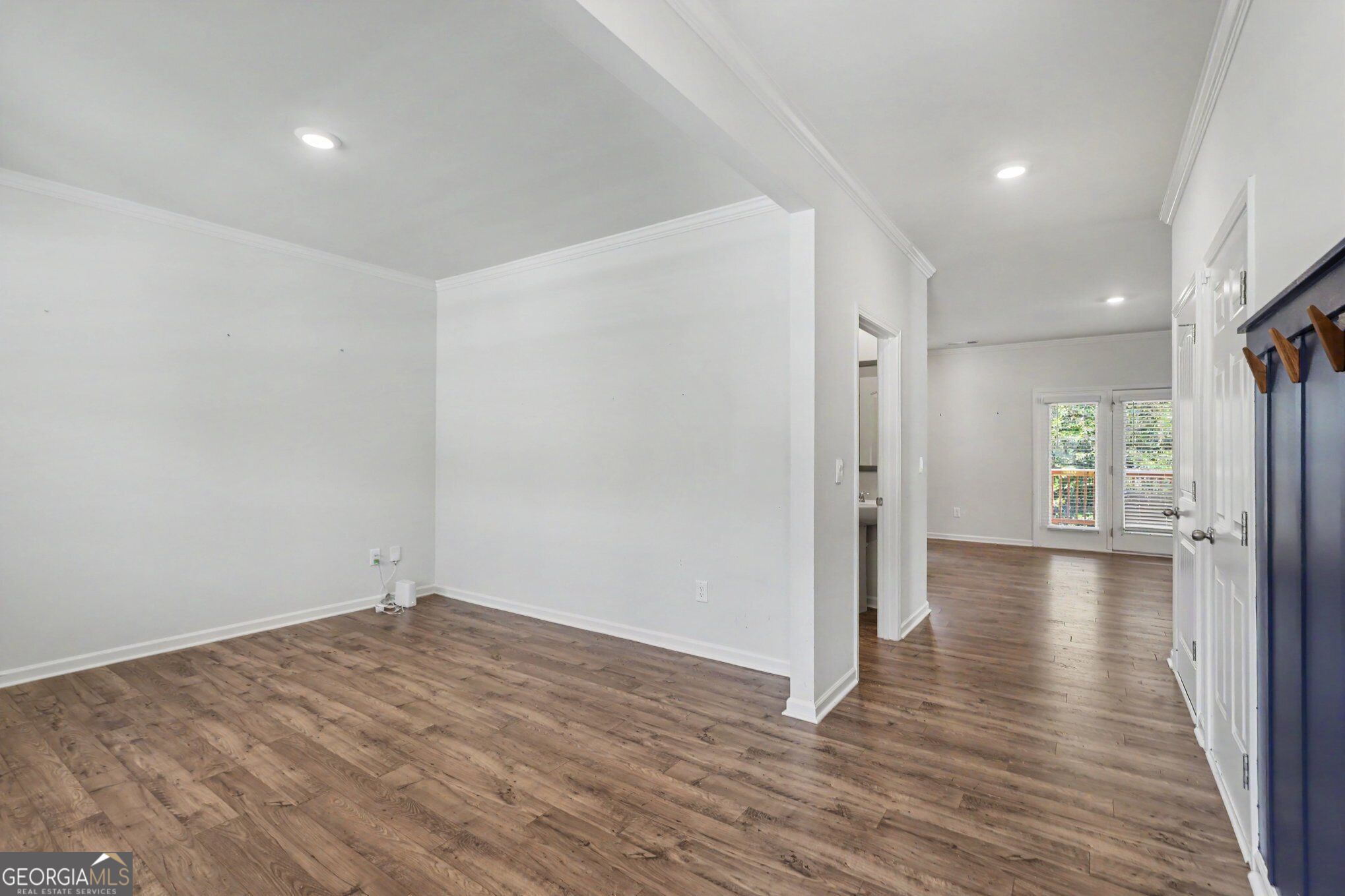 7576 Jennadee Drive Property Photo 13