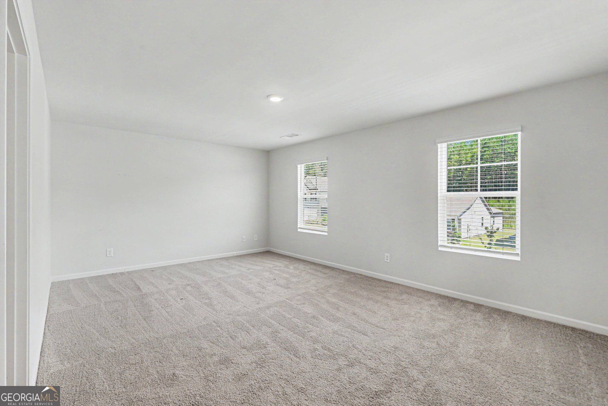 7576 Jennadee Drive Property Photo 19