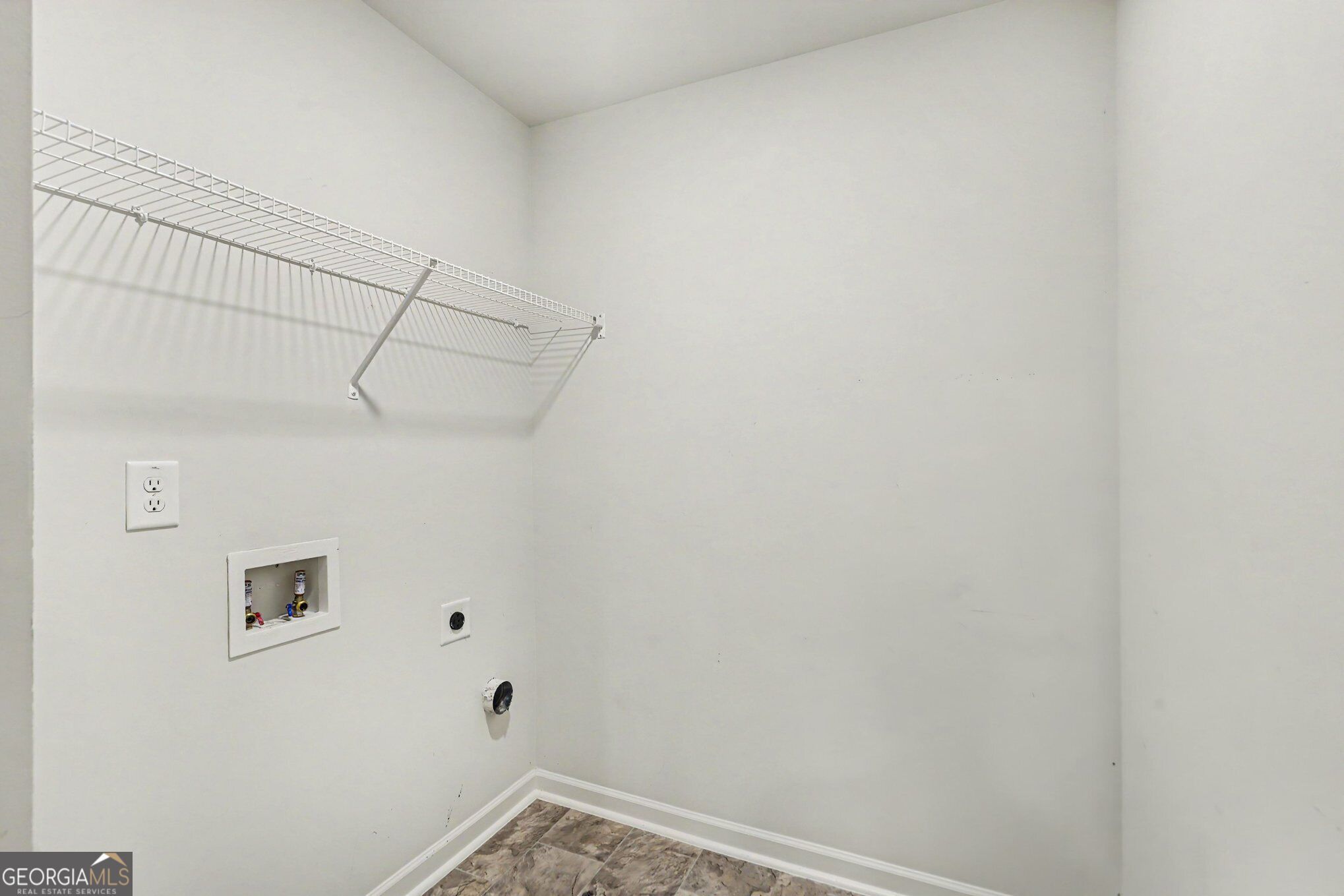 7576 Jennadee Drive Property Photo 23