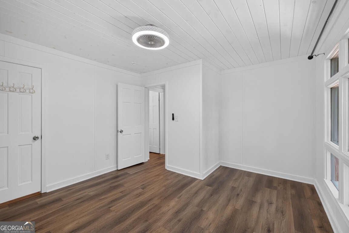 189 Fern Valley Road Property Photo 14