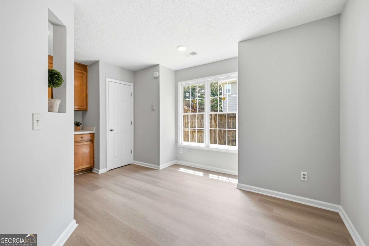 2110 Uniwattee Trail Property Photo 9