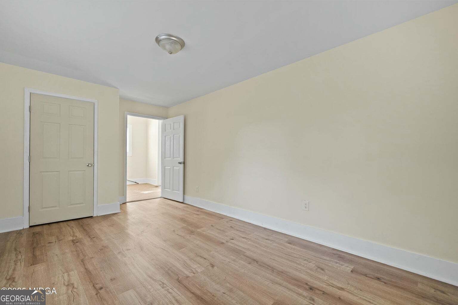 871 Peachtree Street Property Photo 14