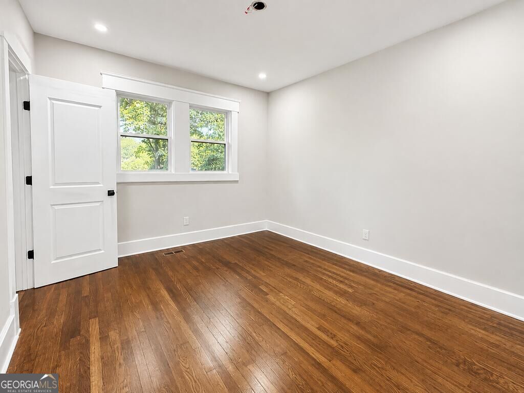 1460 Hartford Avenue Sw Property Photo 21