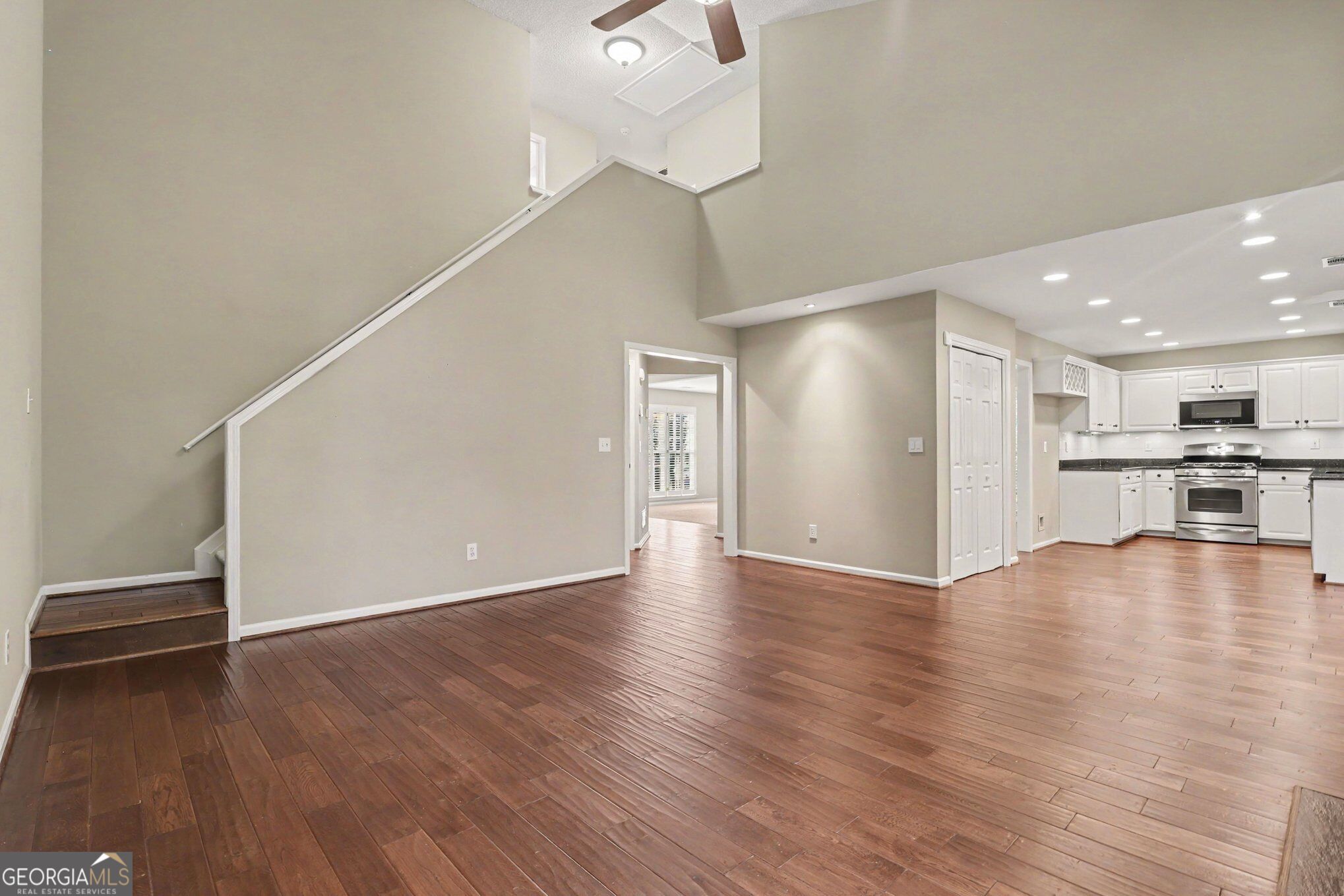 635 Rosedown Way Property Photo 6