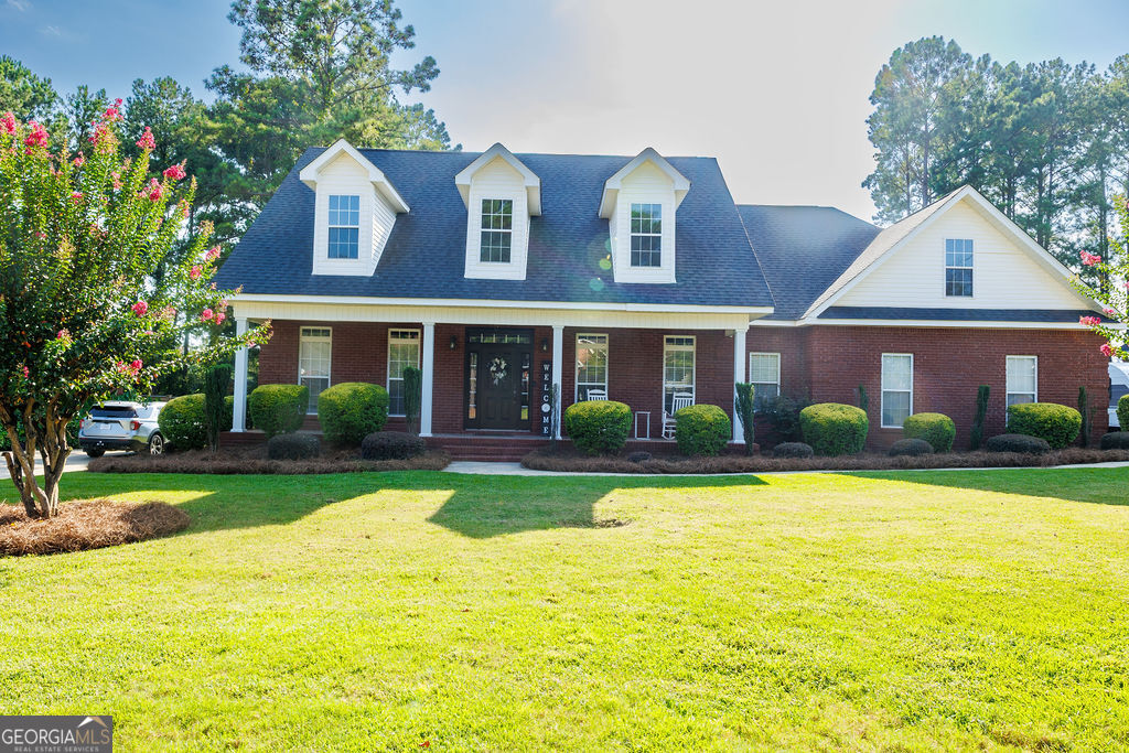 304 Victoria Circle Property Photo 1