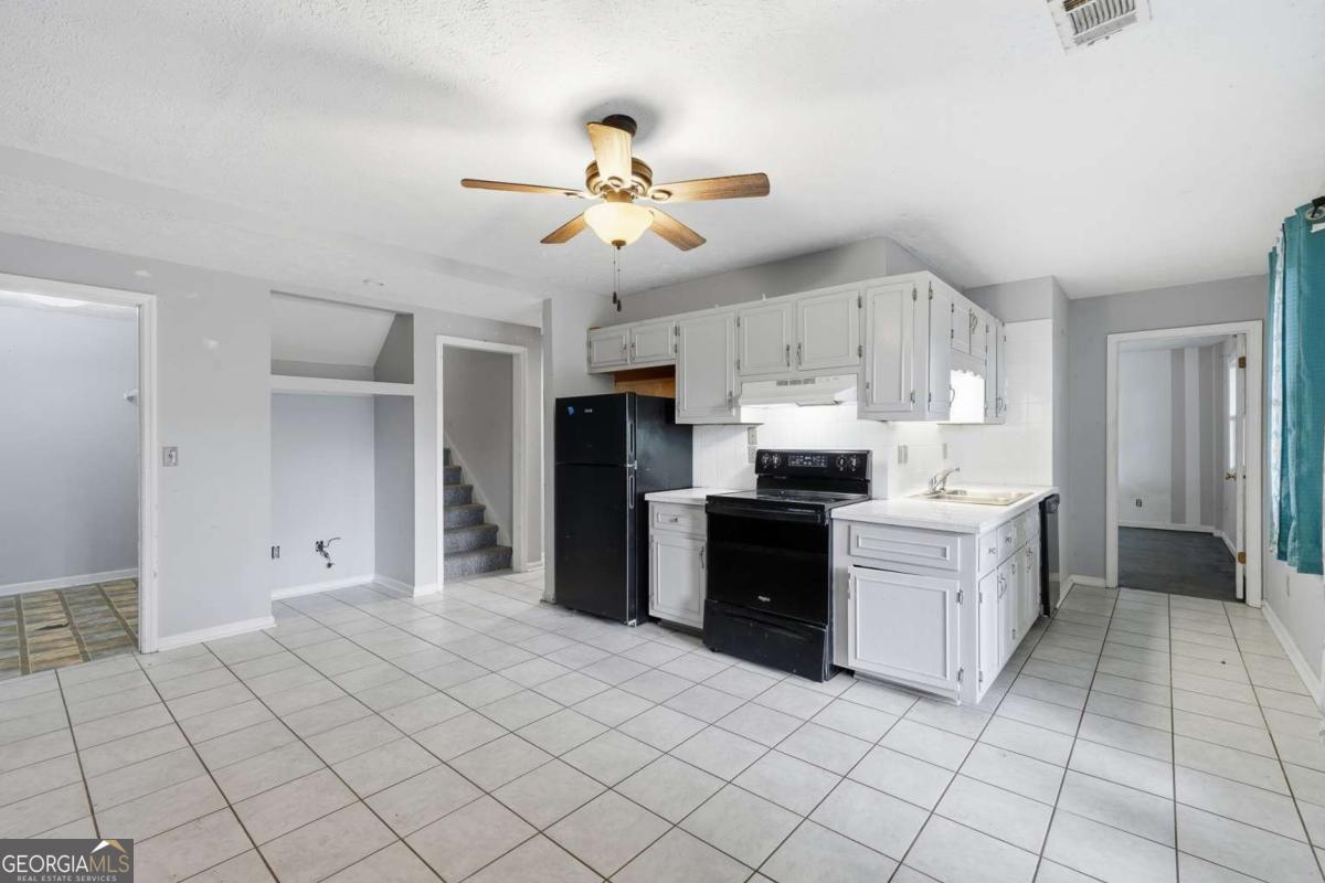 108 Oval Court Property Photo 22