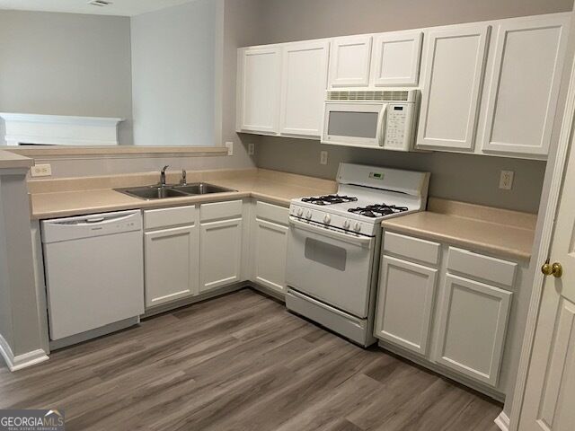 3248 Hidden Cove Circle Property Photo 7