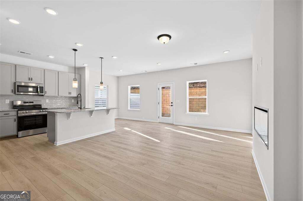 21 Bonsai Way # 193 Property Photo 3