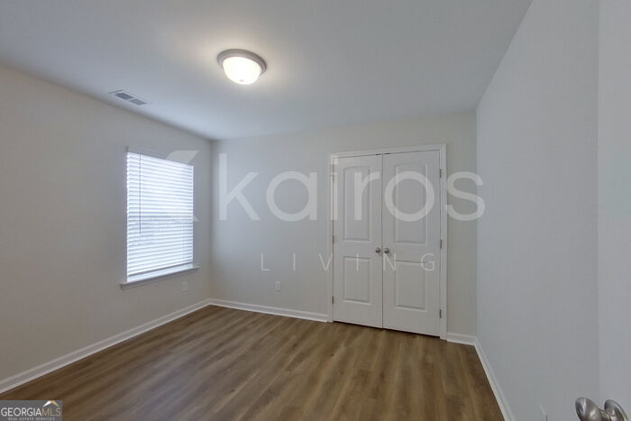 12 Carrollton Drive Property Photo 11