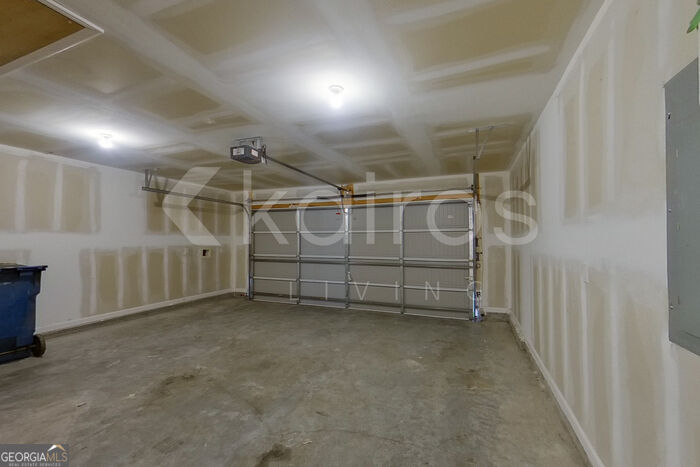 12 Carrollton Drive Property Photo 16