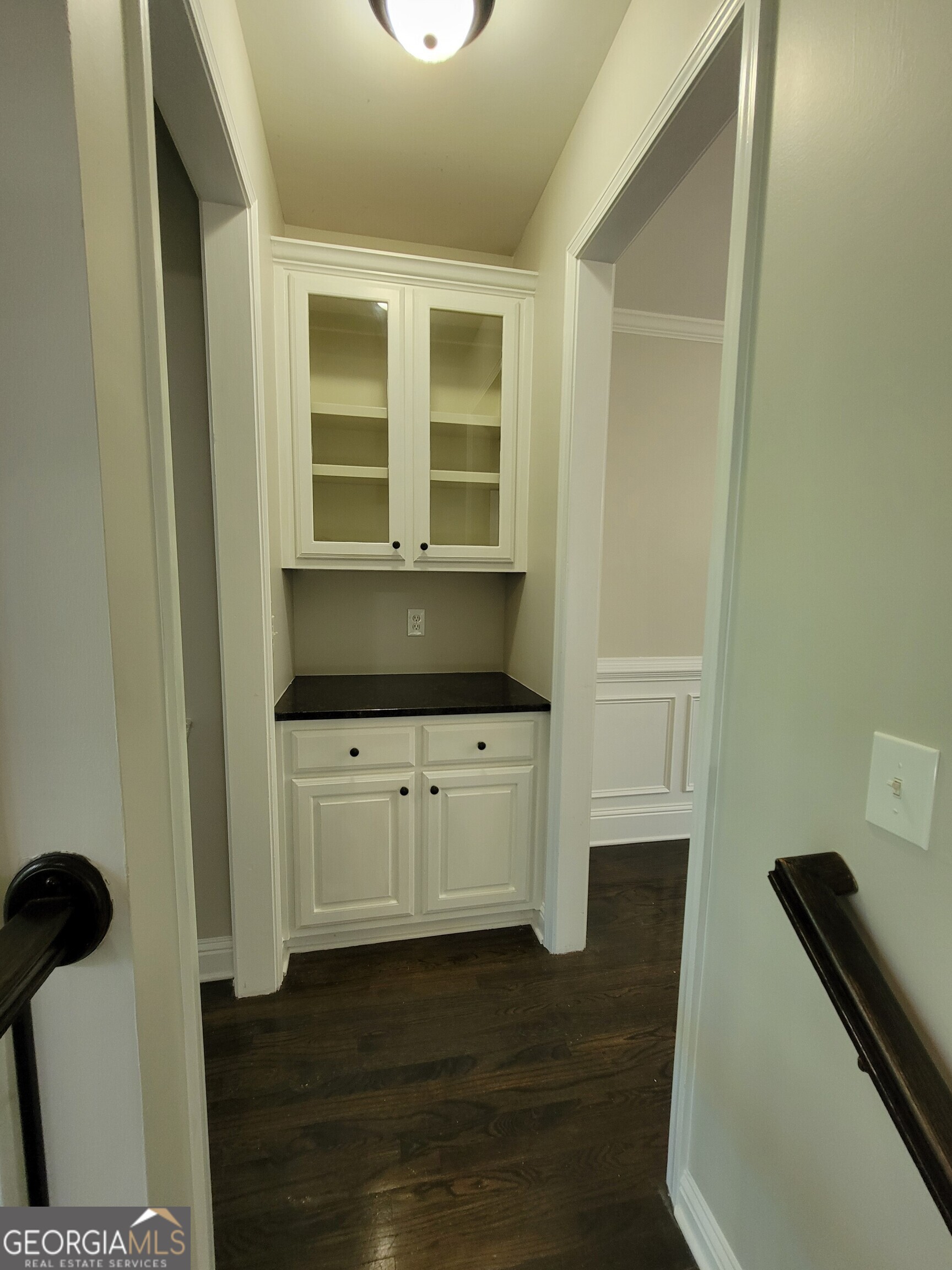 6660 Granite Gate Pass Property Photo 8