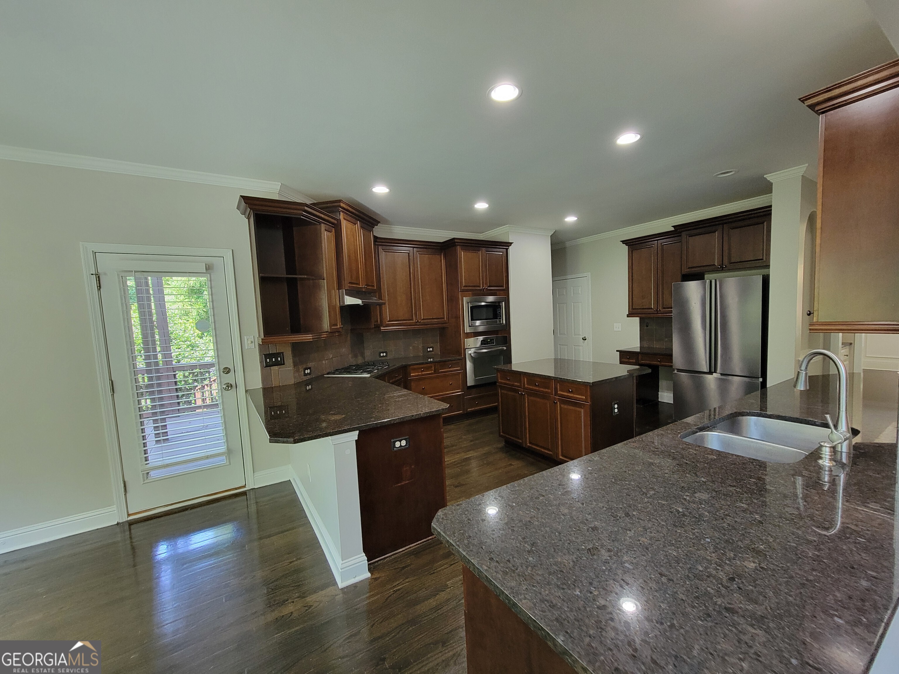 6660 Granite Gate Pass Property Photo 9