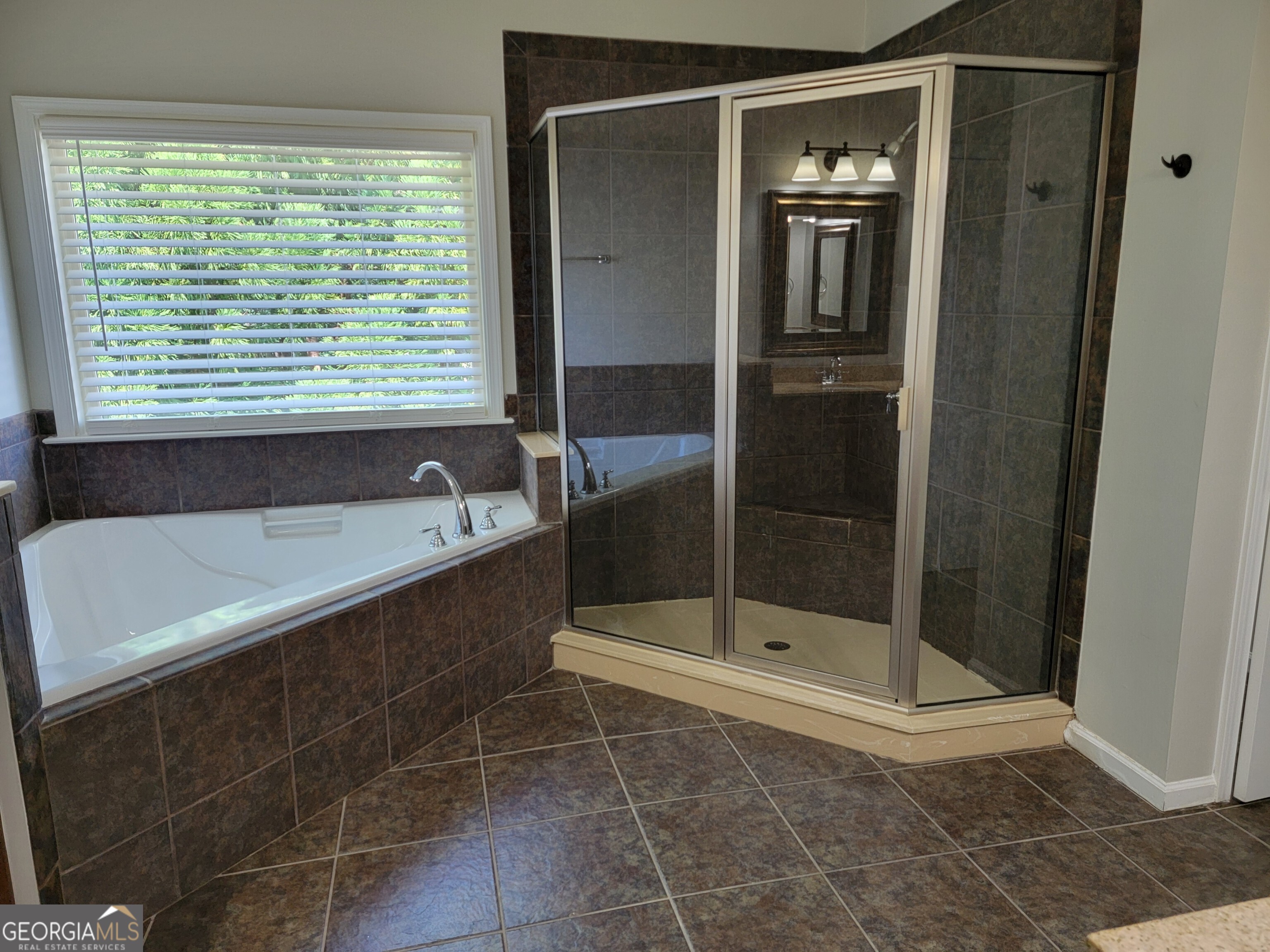 6660 Granite Gate Pass Property Photo 20