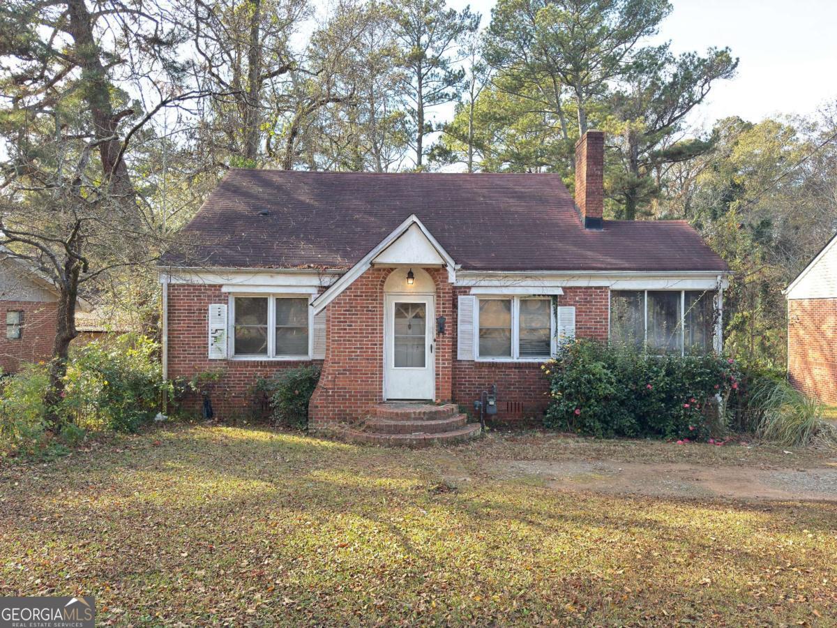 2169 Delowe Drive Property Photo 1