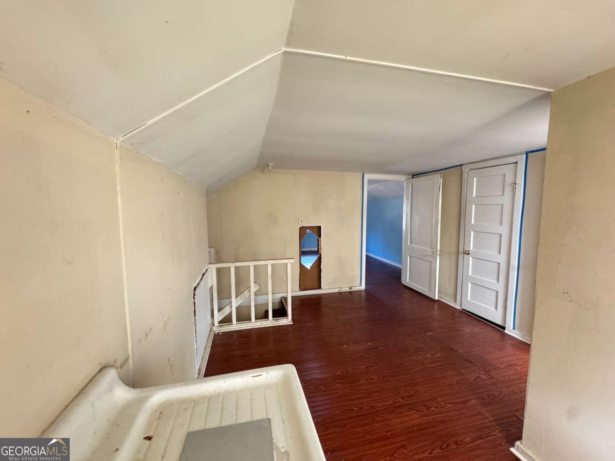 2169 Delowe Drive Property Photo 27