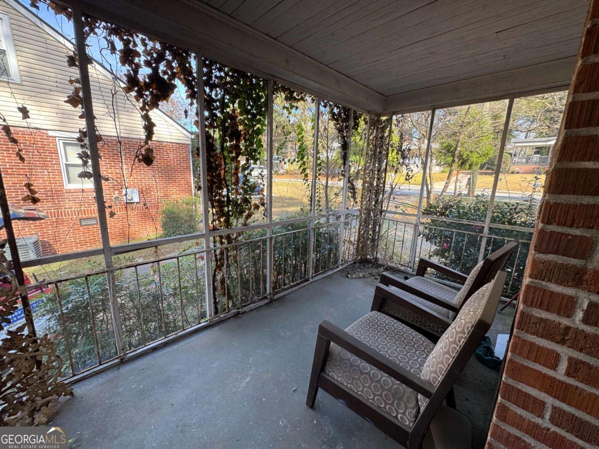 2169 Delowe Drive Property Photo 34