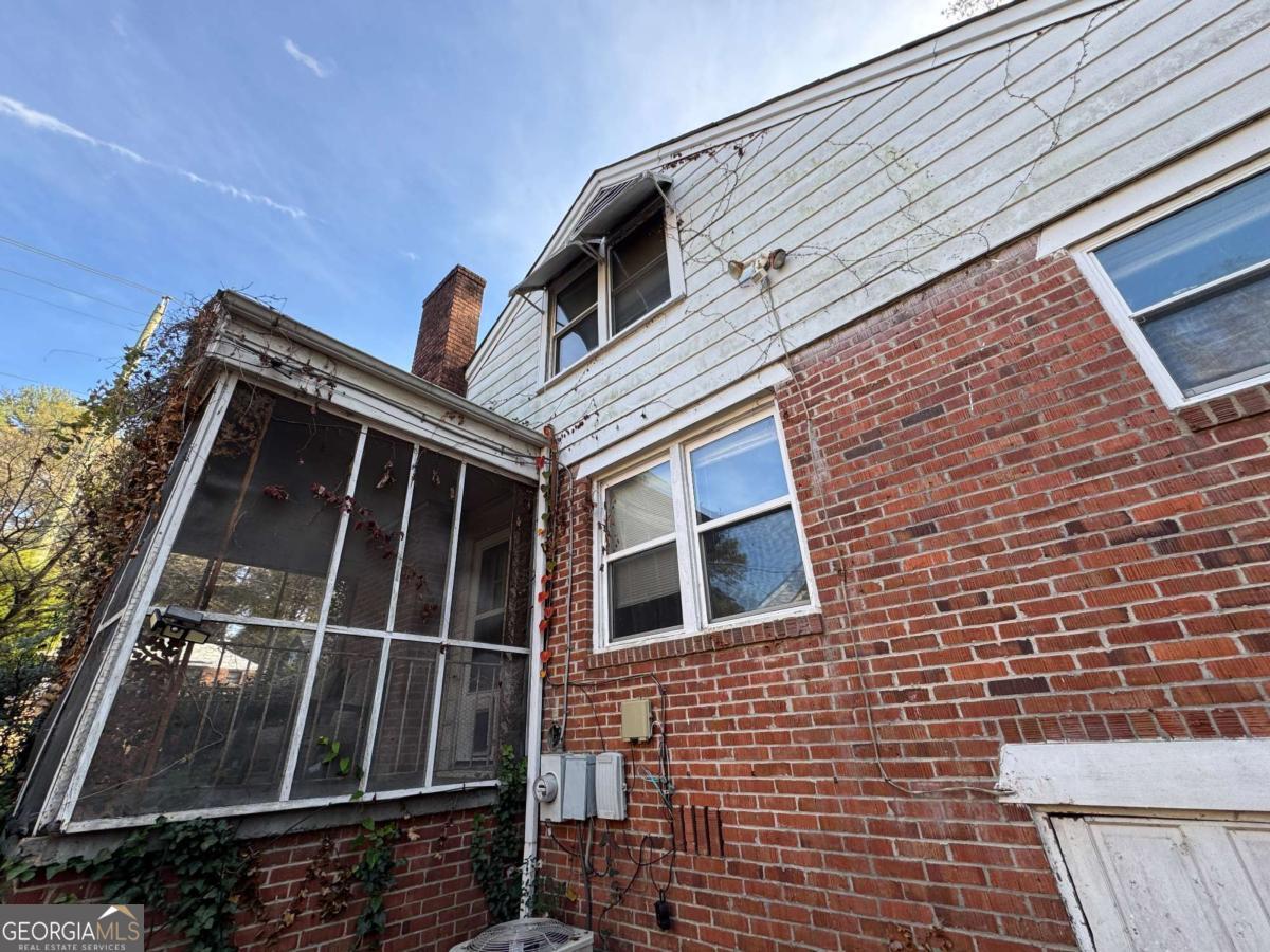 2169 Delowe Drive Property Photo 45