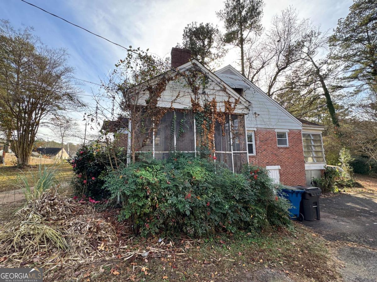 2169 Delowe Drive Property Photo 47