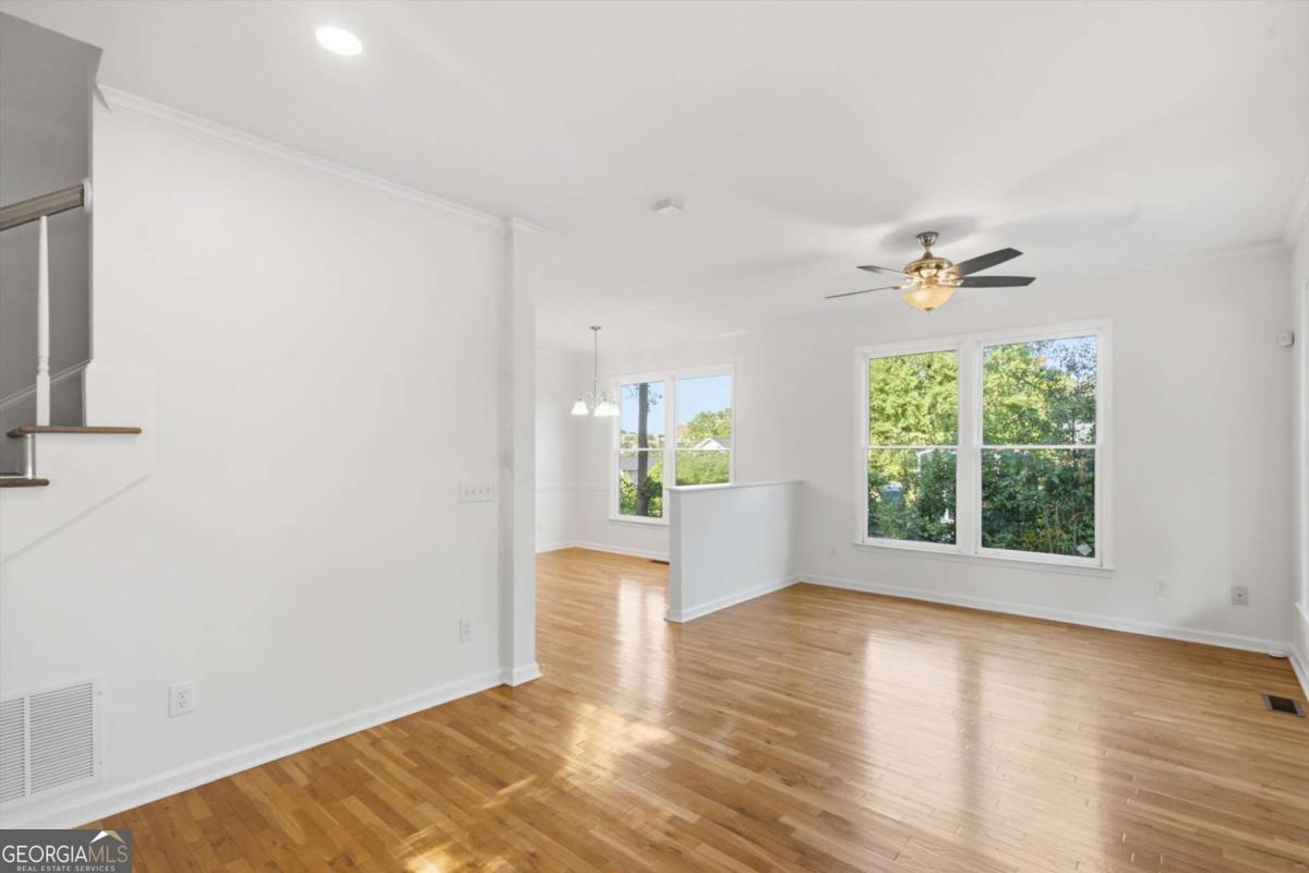 329 Ridge Avenue Property Photo 4