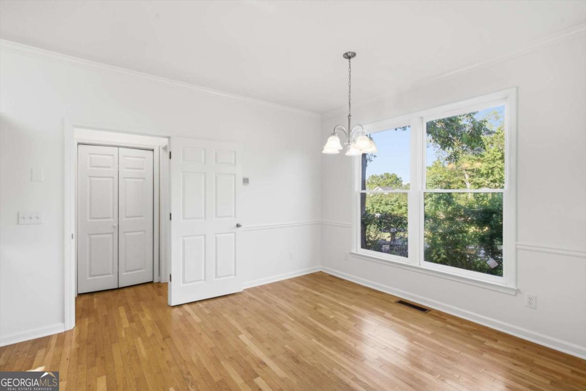 329 Ridge Avenue Property Photo 7