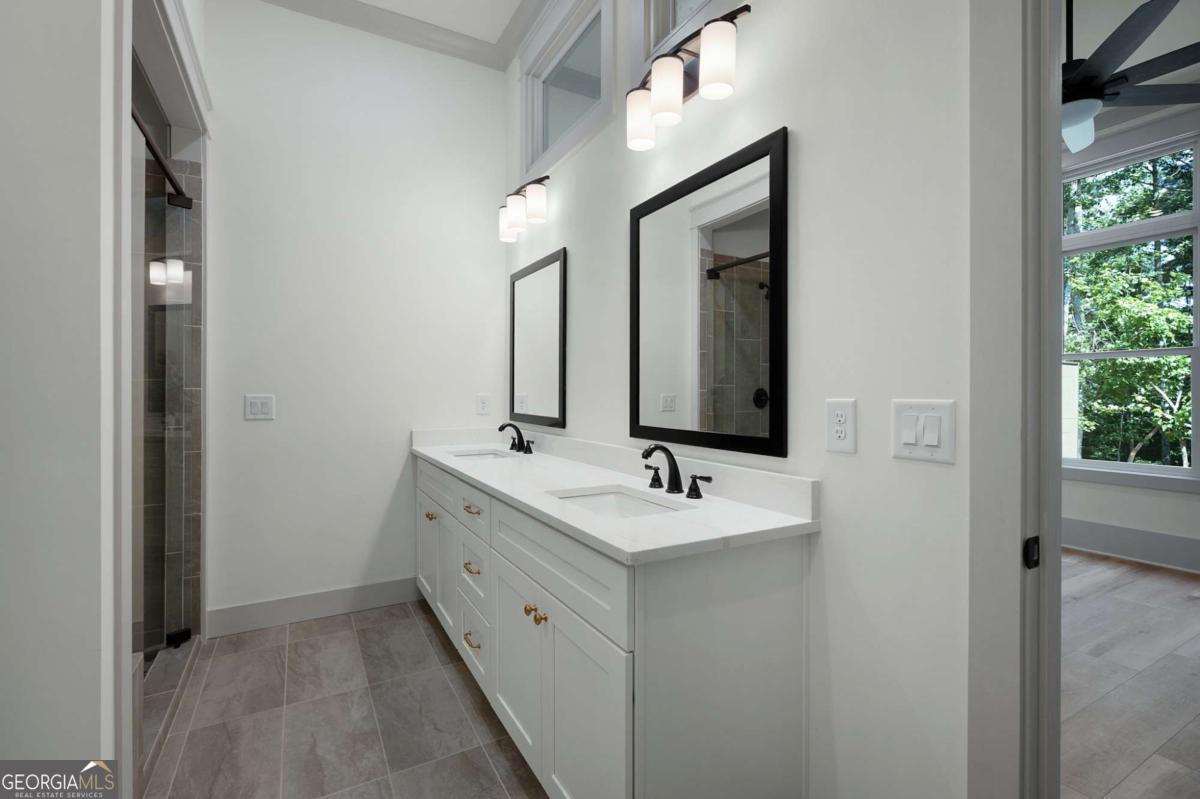 30 Villa Vista # 1 Property Photo 10