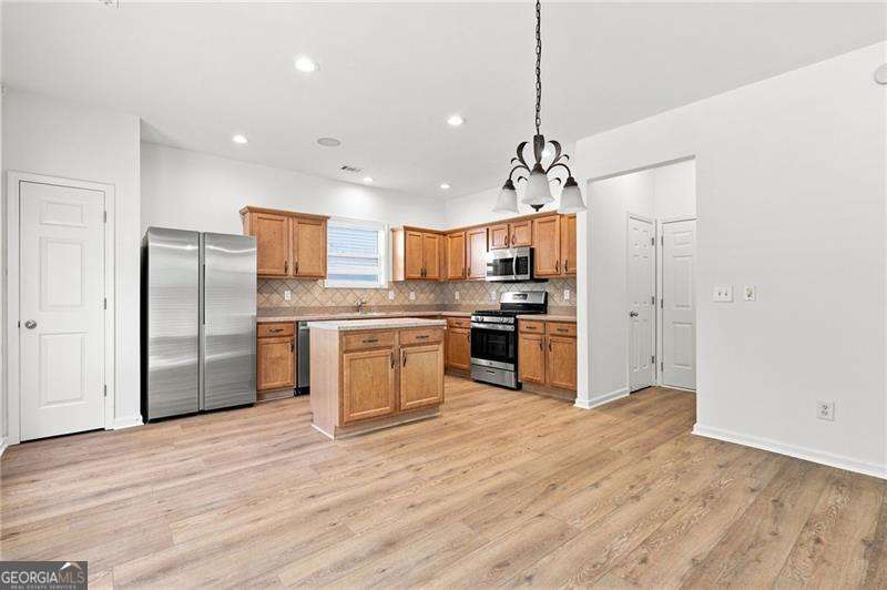 3342 Briaroak Drive Property Photo 5