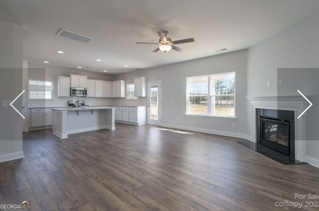 203 Blackberry Court Property Photo 11