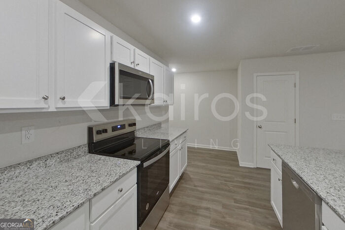 373 Ironwood Court Property Photo 7