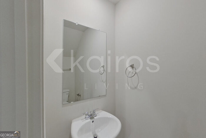 373 Ironwood Court Property Photo 8