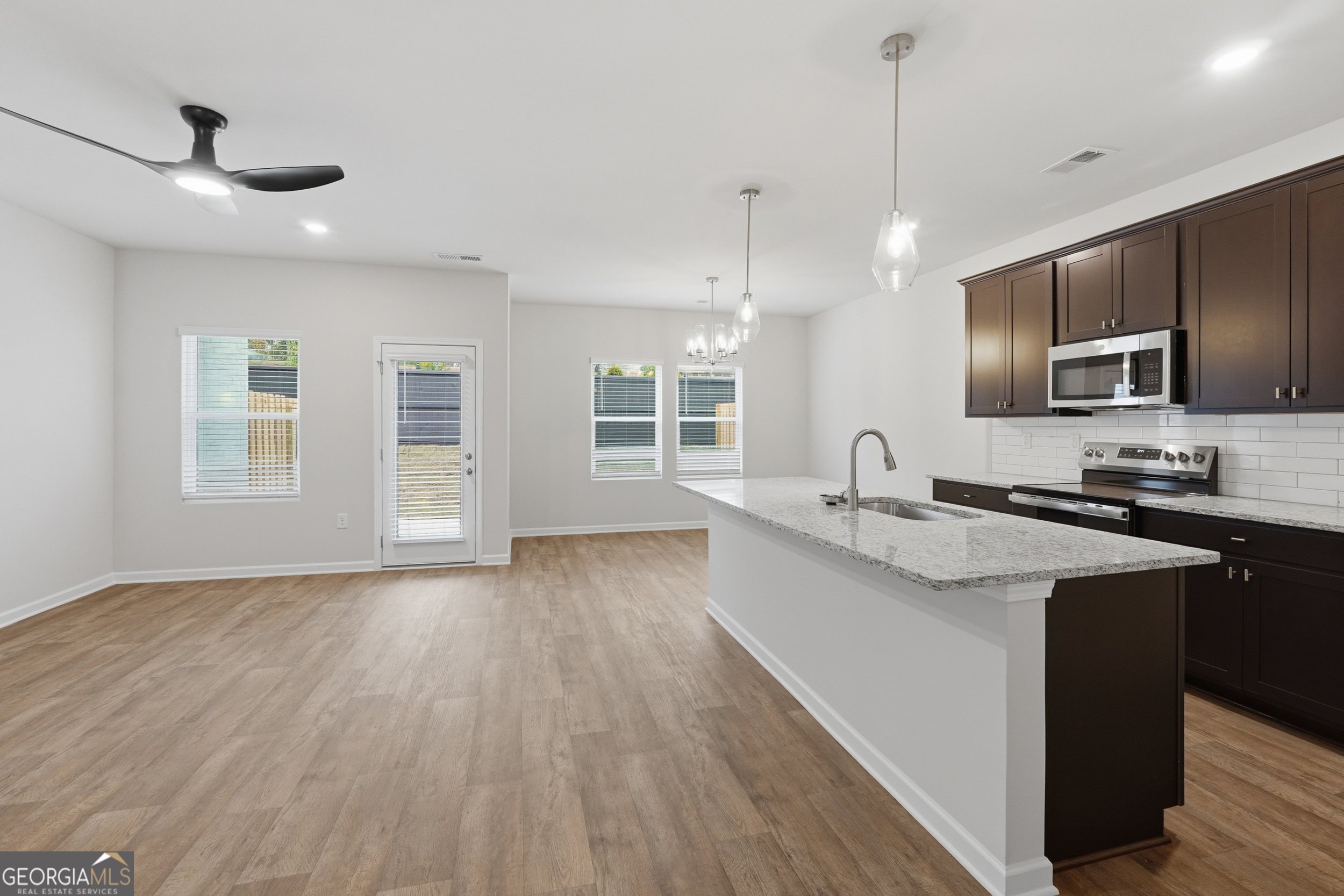 3212 Winding Waters Way Property Photo 7