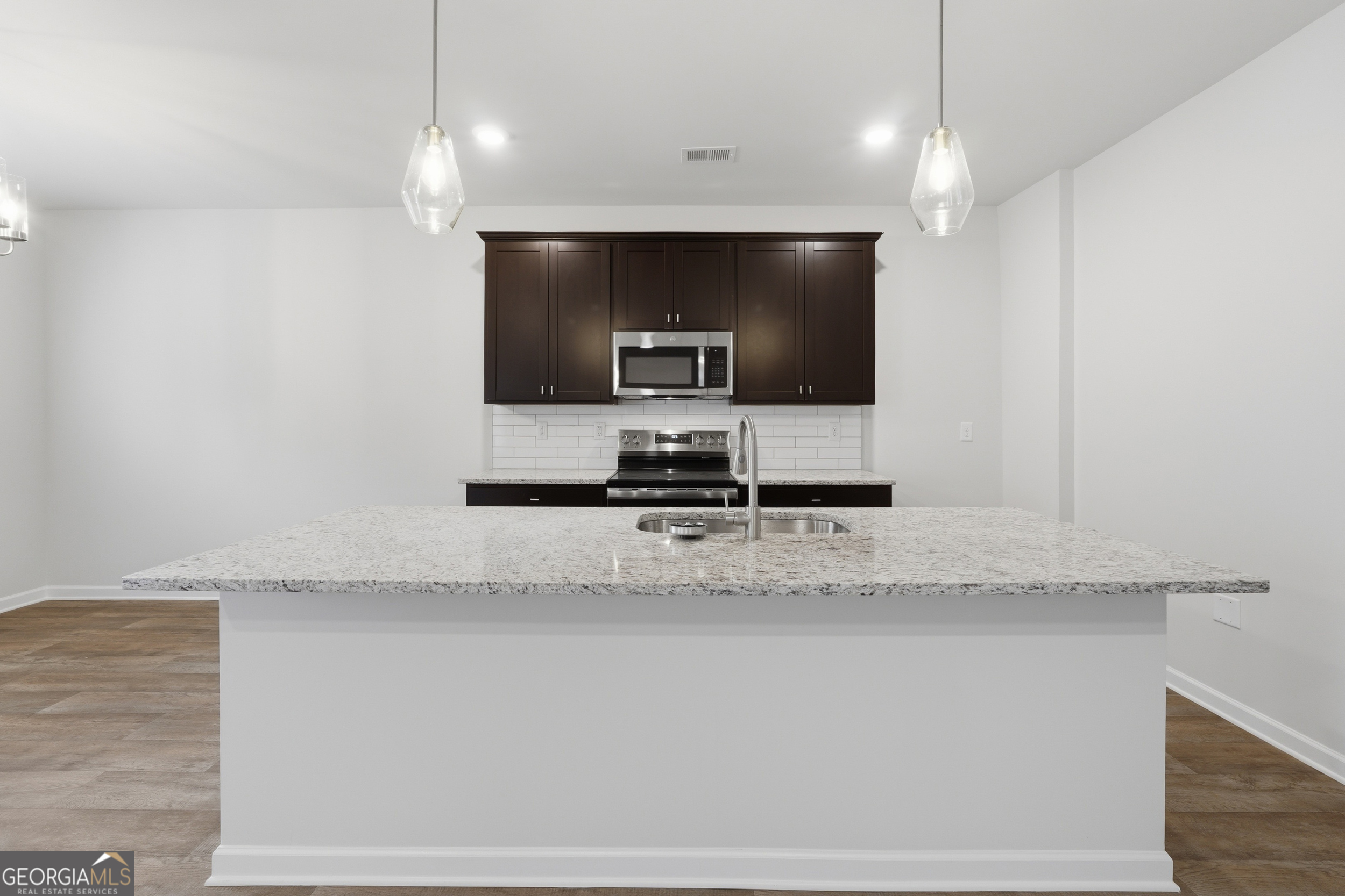 3212 Winding Waters Way Property Photo 8