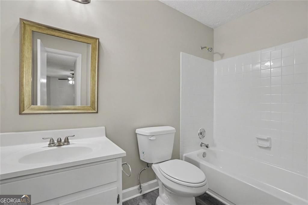 5322 Walker Road Property Photo 12