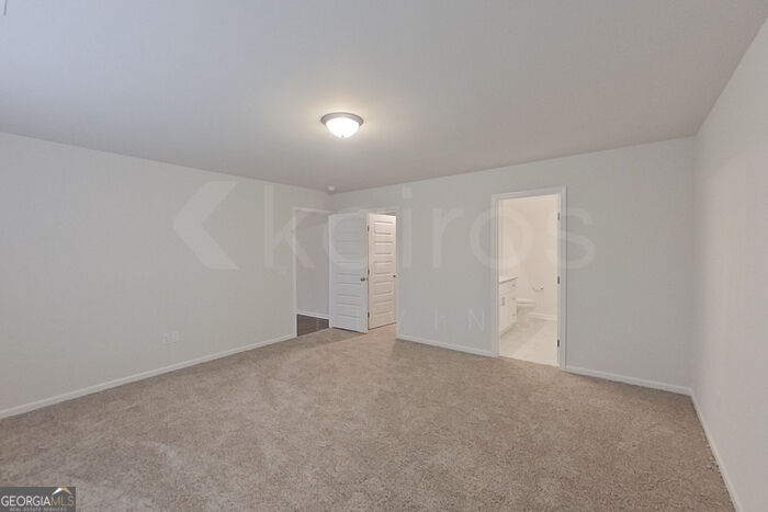 114 Western Red Cedar Drive Property Photo 13
