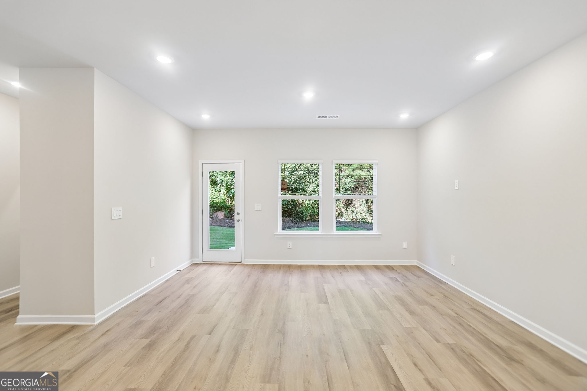 7860 Marie Way Property Photo 10